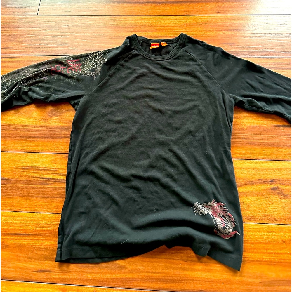 Hugo boss cool retro Asian themed black long sleeve L